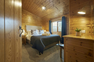 Buzzard Lodge Picture Gallery | The Tranquil Otter