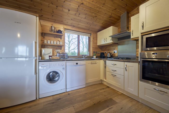 Buzzard Lodge - Sleeps 4 | The Tranquil Otter