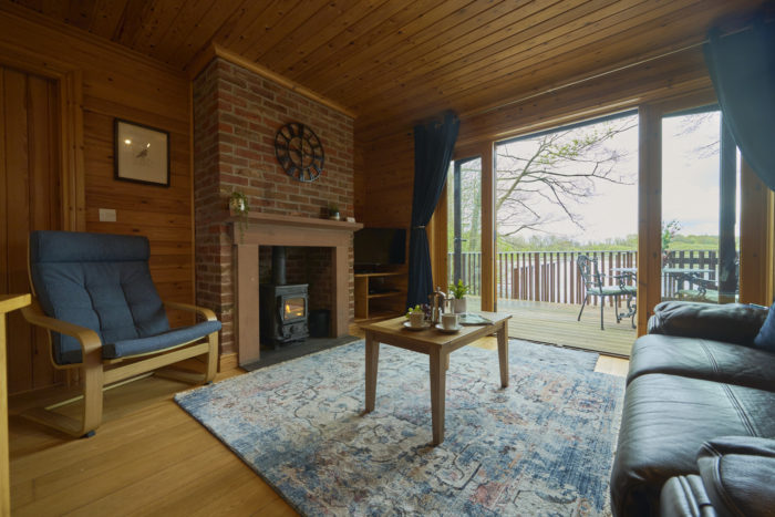 Chiffchaff Lodge - Sleeps 2 | The Tranquil Otter