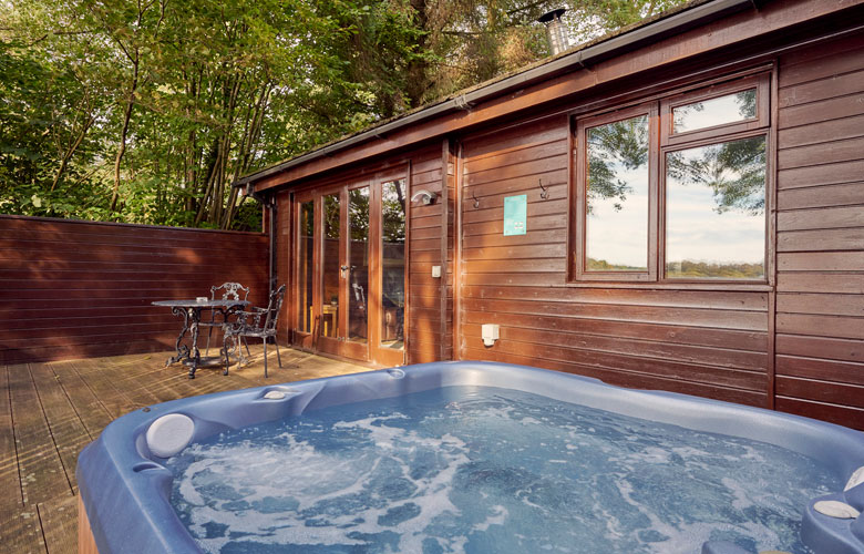 Hot Tub Lake District Lodges | The Tranquil Otter