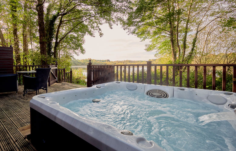 fieldfare Hot Tub Lake District Lodges